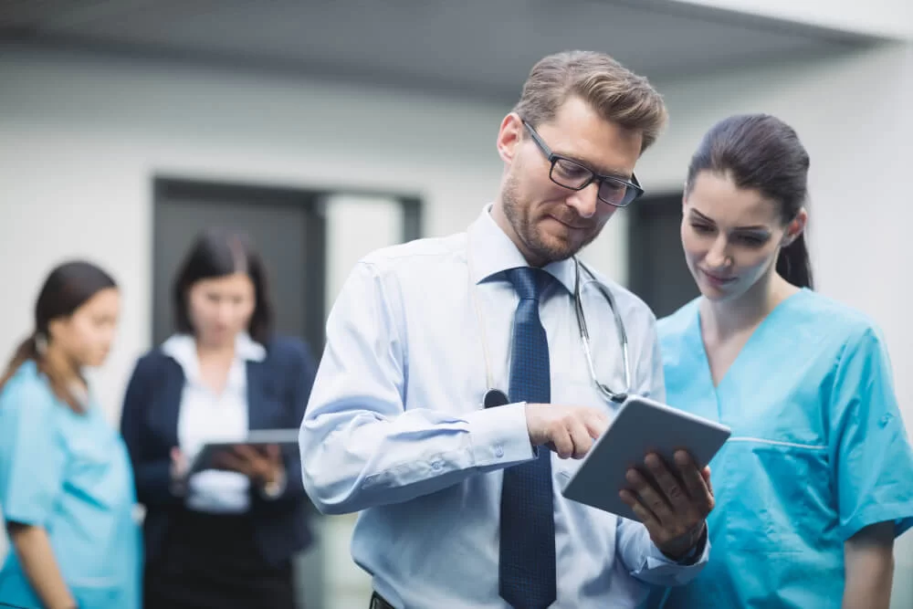 What are the benefits of having a professional website for a hospital?