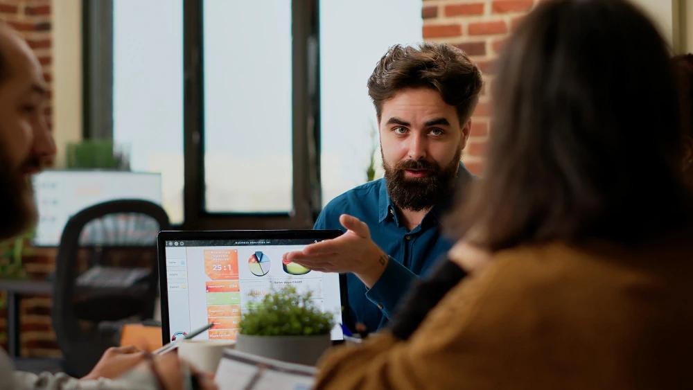How to Prepare Your Corporate Website for 2023: 9 Tips to Improve the Customer Experience